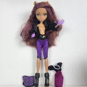 Monster High Clawdeen Wolf Sweet 1600 Doll w/ Two Outfits